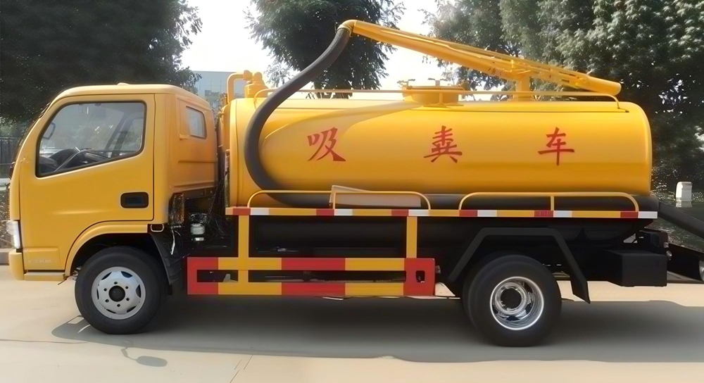 吸粪车
